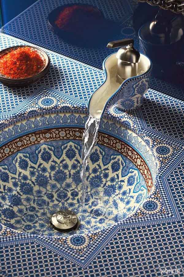 ديكورات الحمامات المغربية